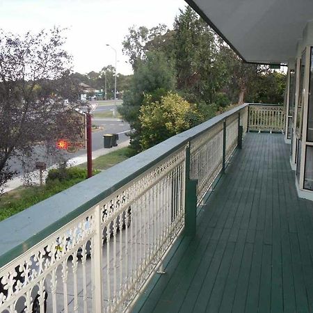 Miranda Lodge Camberra Exterior foto