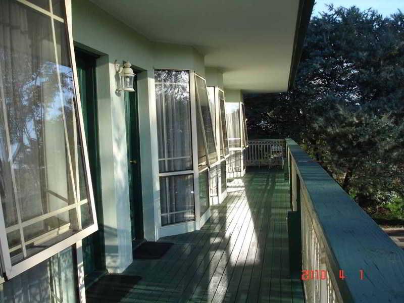 Miranda Lodge Camberra Exterior foto